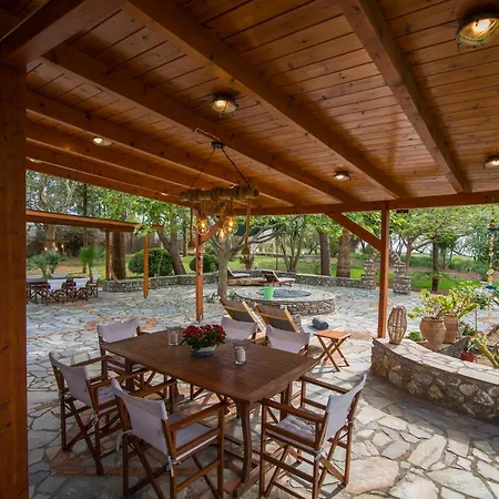 Petrochori House *