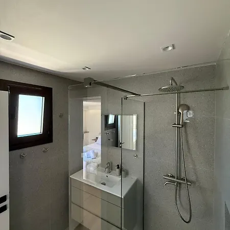 בית נופש Petrochori House *