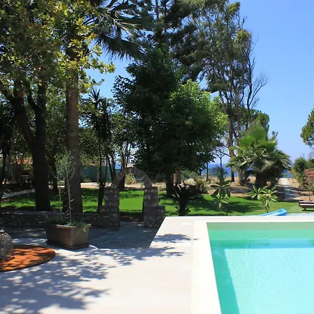 בית נופש Petrochori House