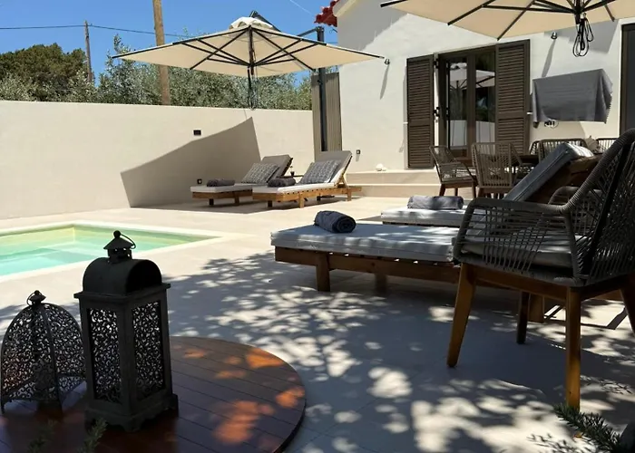 Ferienhaus Petrochori House